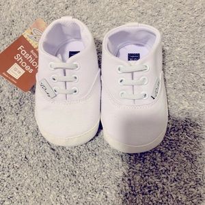 Baby first walker crib shoes